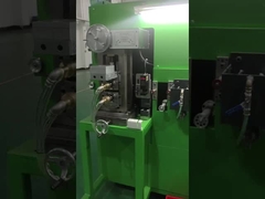 Đường dây sản xuất dây đồng phẳng kim loại.